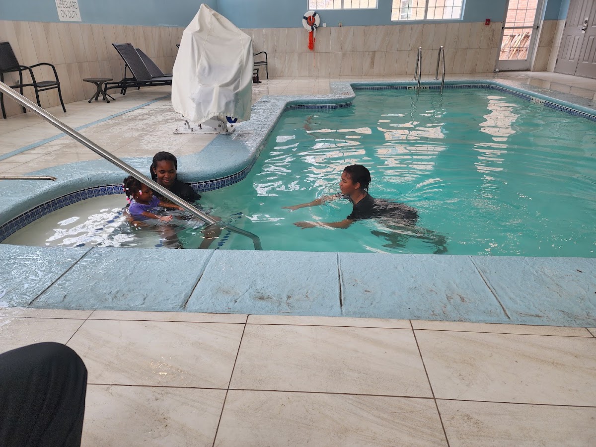 Holiday Inn Express & Suites Englewood Denver South