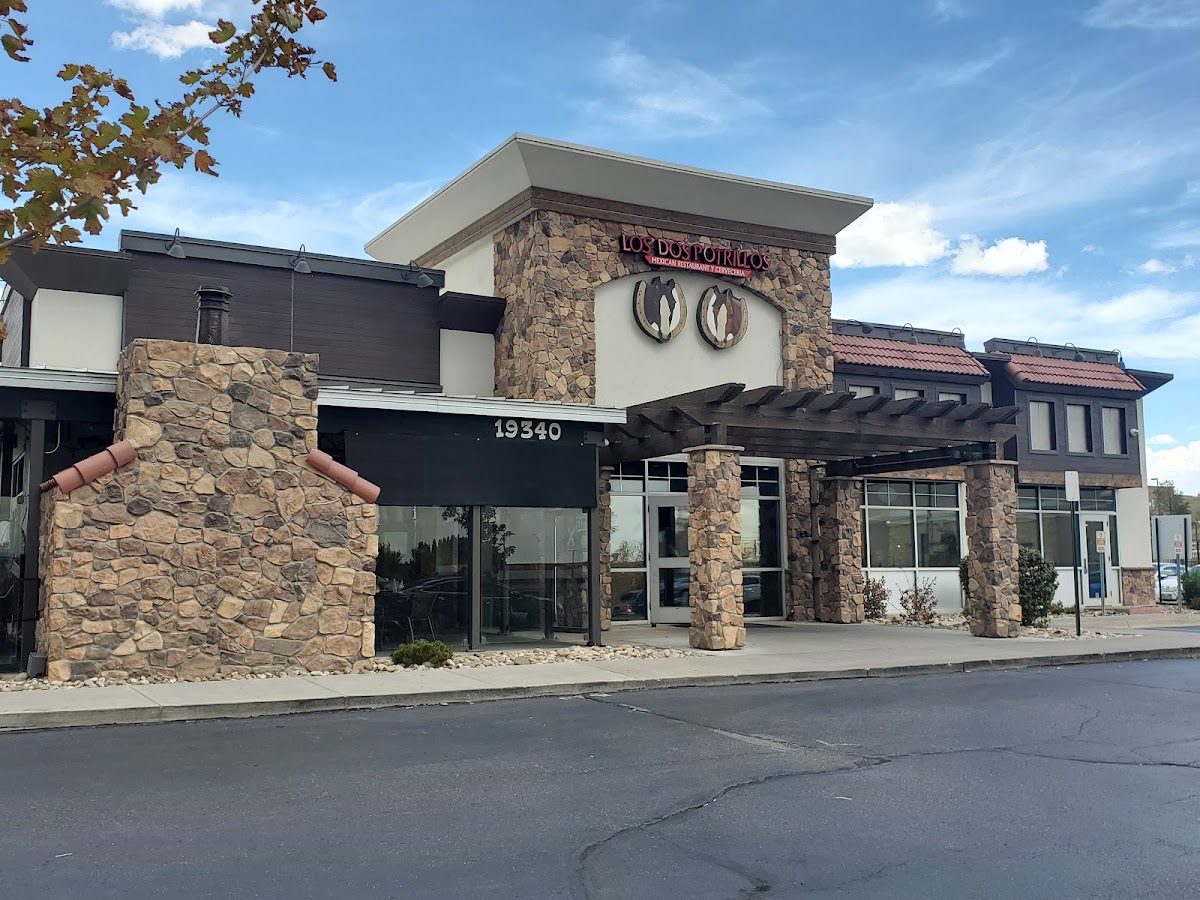Los Dos Potrillos Mexican Restaurant y Cerveceria