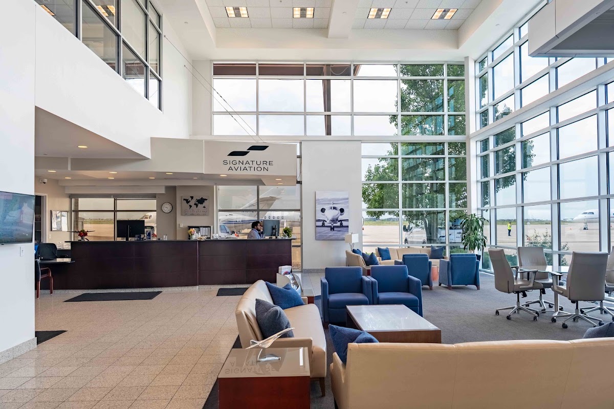 Signature Aviation - South